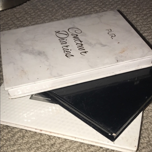 Pallets - Picture 1 of 6